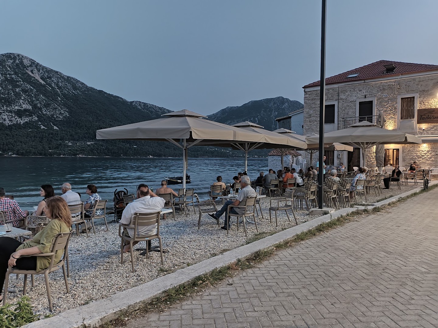 Zacharoplasteío "Galatis" · Φωτογραφίες 6